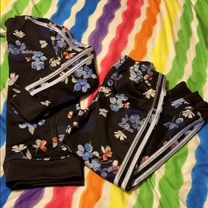 Adidas Sz 6 Floral Jogger Set
